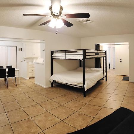 Centrally Located, 4X Queen, 300 Mbps Internet With Backyard! Hemet Zewnętrze zdjęcie