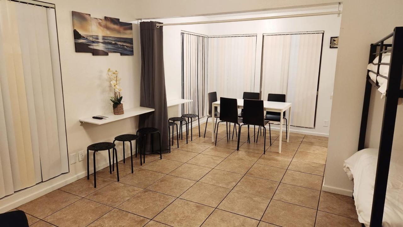 Centrally Located, 4X Queen, 300 Mbps Internet With Backyard! Hemet Zewnętrze zdjęcie